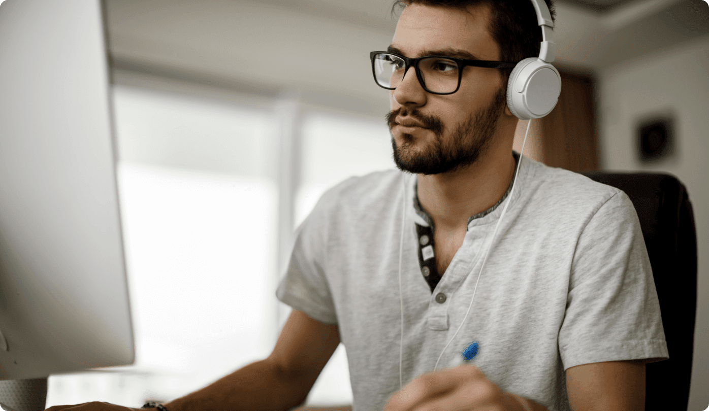 Intelligent product knowledge discovery in customer service