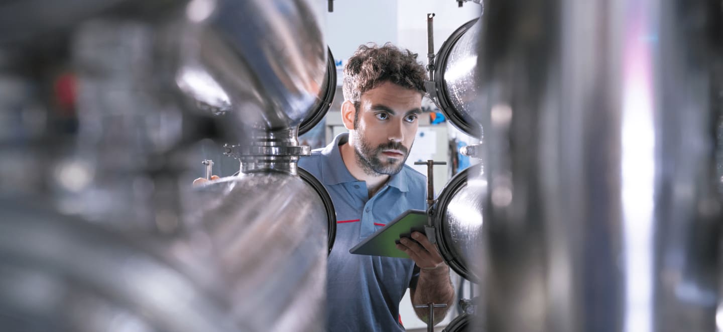 Man working for Rockwell